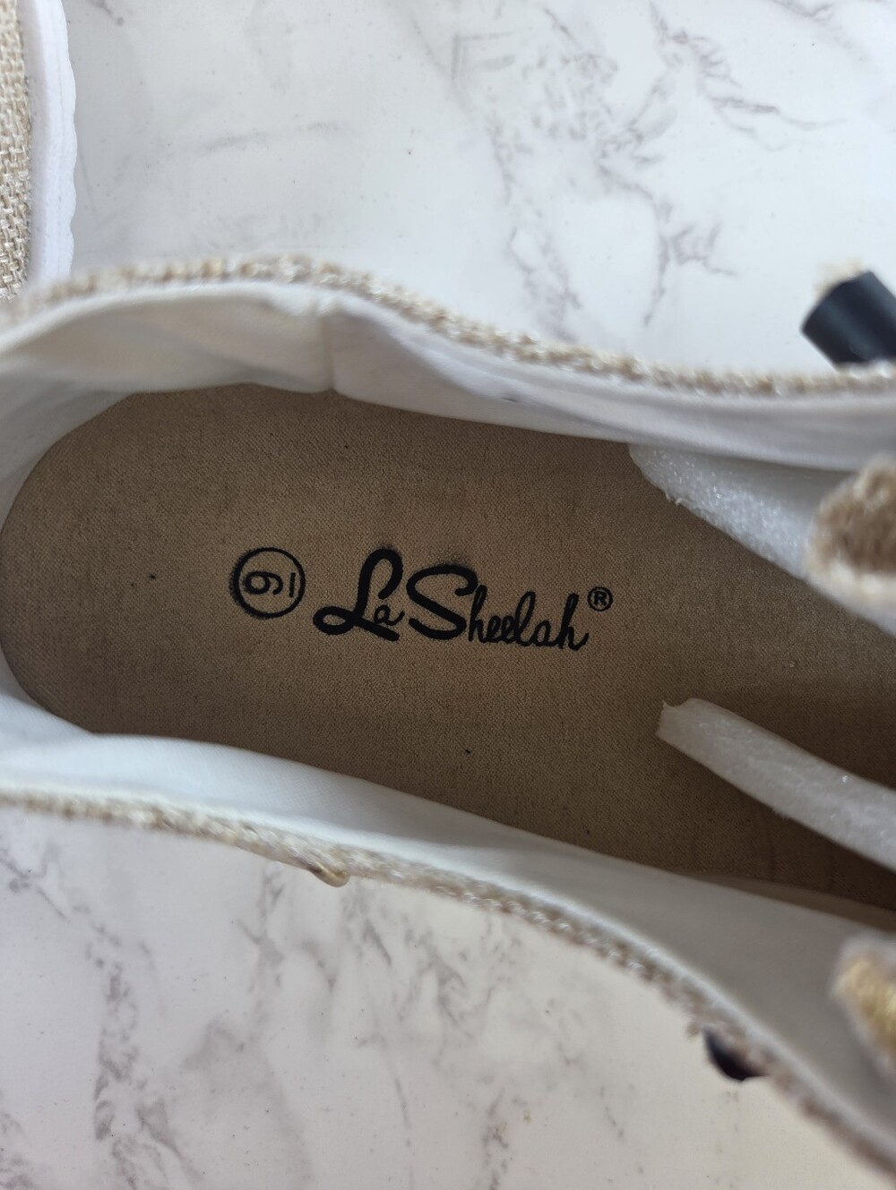Metallic Gold Casual Lace-Up Shoes(A46) Women / Men - Picture 3 of 6